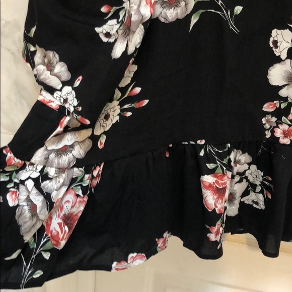Black floral bell sleeve dress - Picture 8 of 8